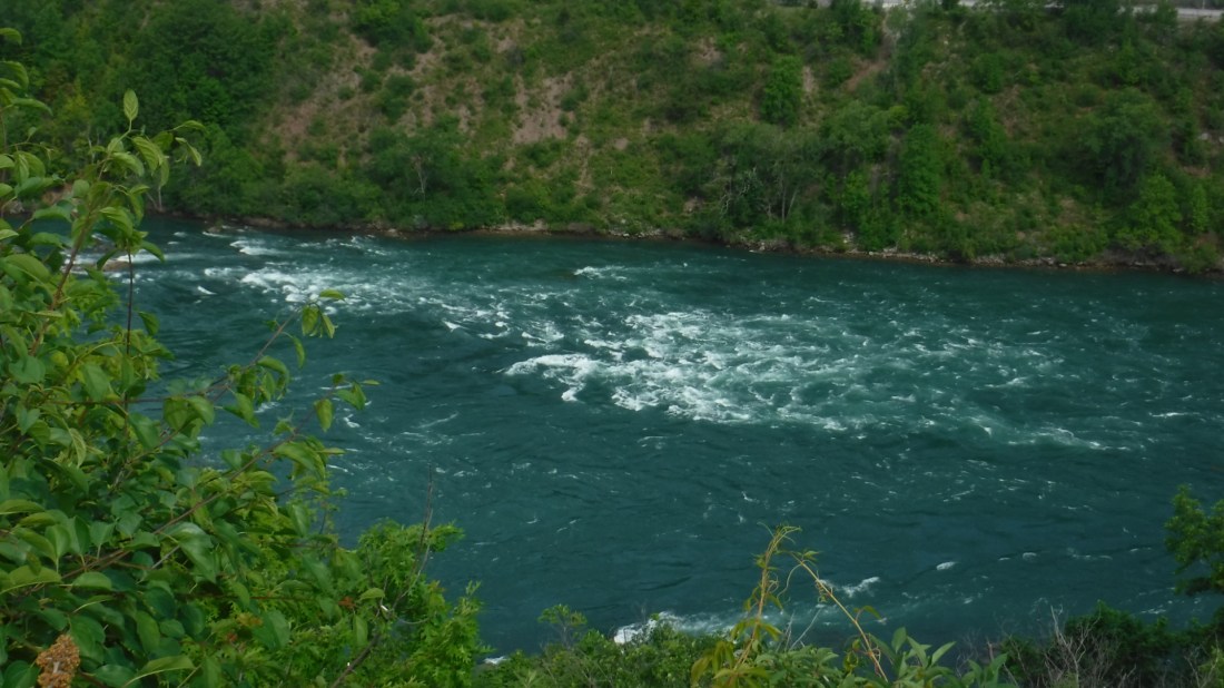 98411439-9363-456D-BF11-5102D0E6E2C2