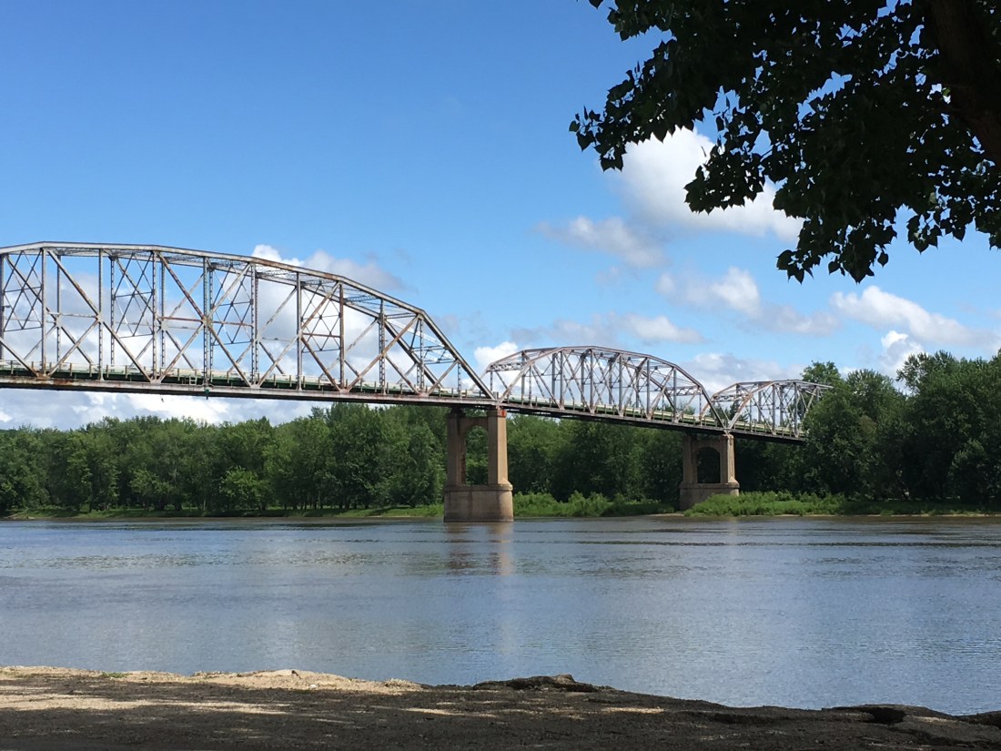 FA2FE485-A6BD-47BA-B687-50048247E9D7